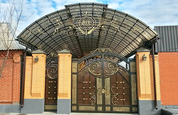 Купить или заказать ворота для дома с навесом - стильные и надежные решения для вашего участка в Одинцово от 41520 руб | Титанзабор